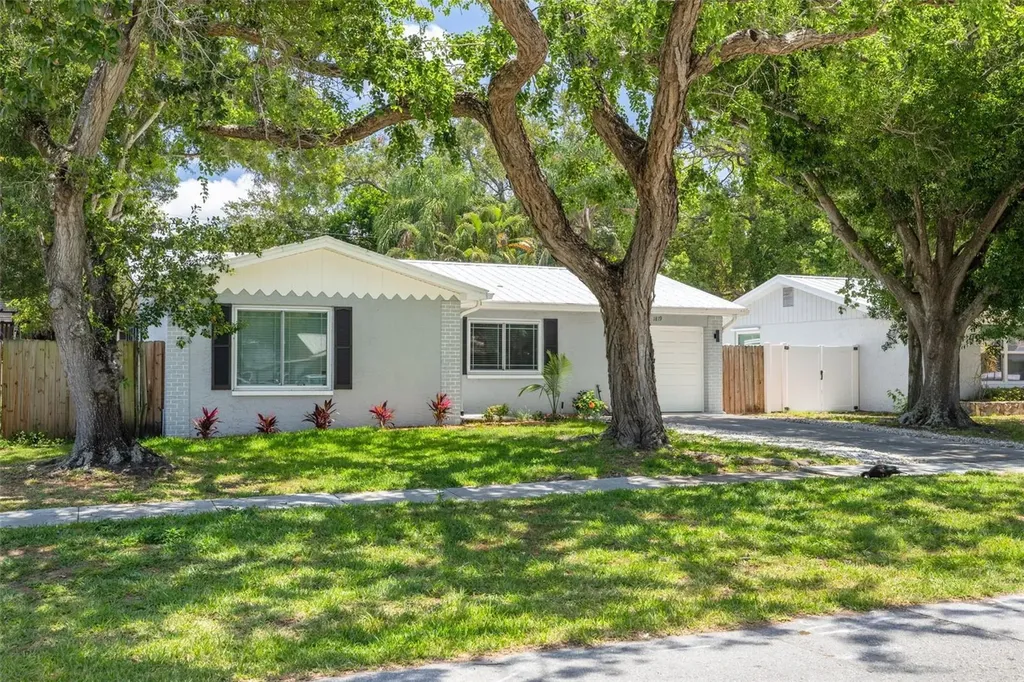 1819 West Drive Clearwater FL 33755