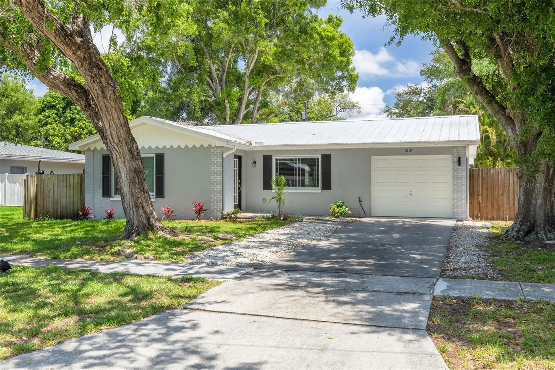 1819 West Drive Clearwater FL 33755