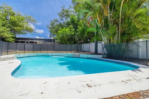 1819 West Drive Clearwater FL 33755