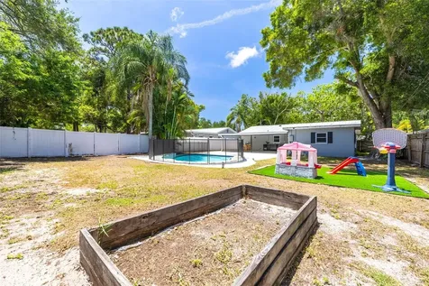 1819 West Drive Clearwater FL 33755