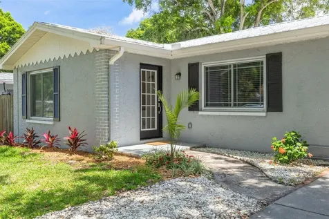 1819 West Drive Clearwater FL 33755