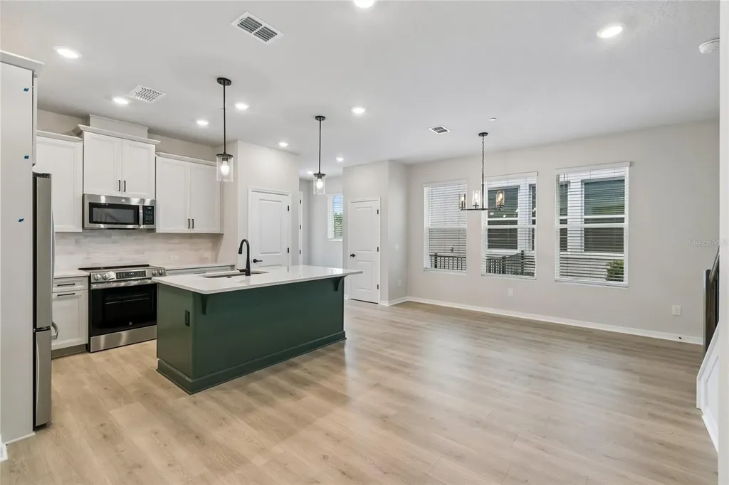 4341 Roush Avenue Orlando FL 32803