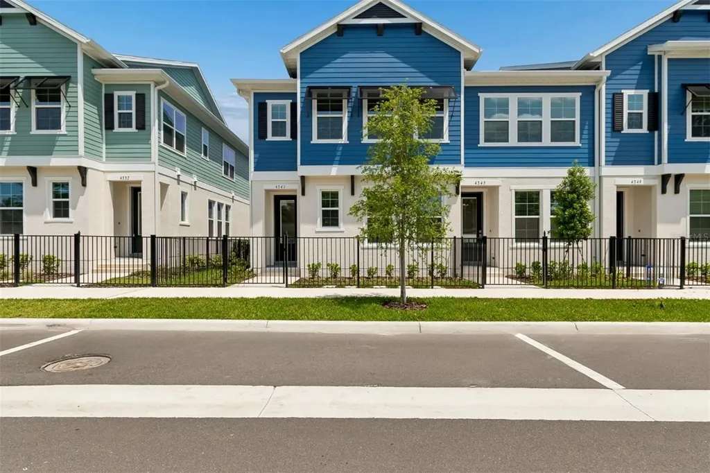 4341 Roush Avenue Orlando FL 32803