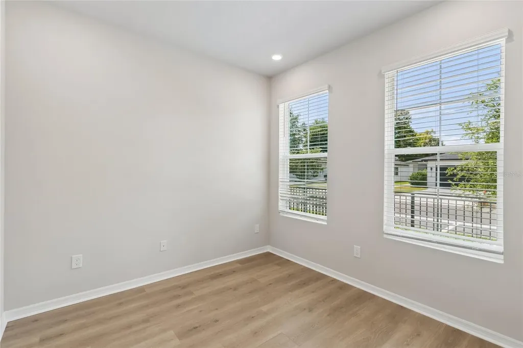 4341 Roush Avenue Orlando FL 32803