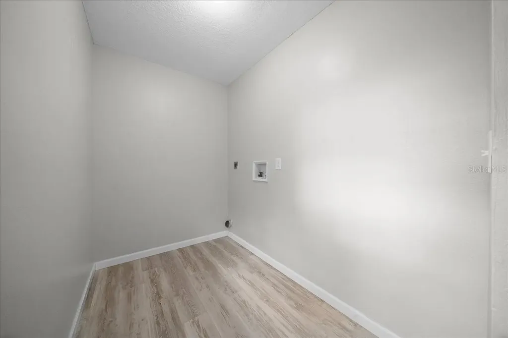 4103 Holly Hill Lady Lake FL 32159