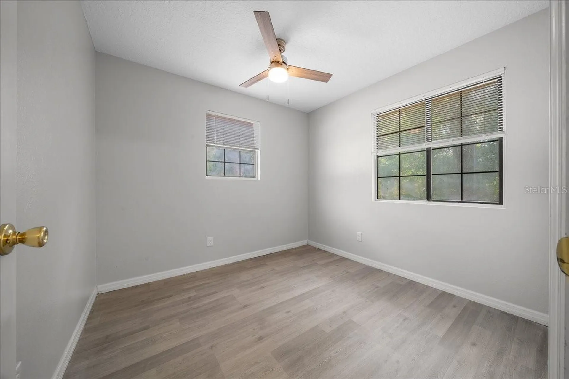 4103 Holly Hill Lady Lake FL 32159