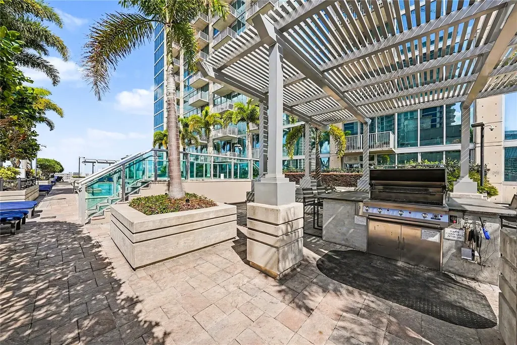 777 N Ashley Drive Tampa FL 33602