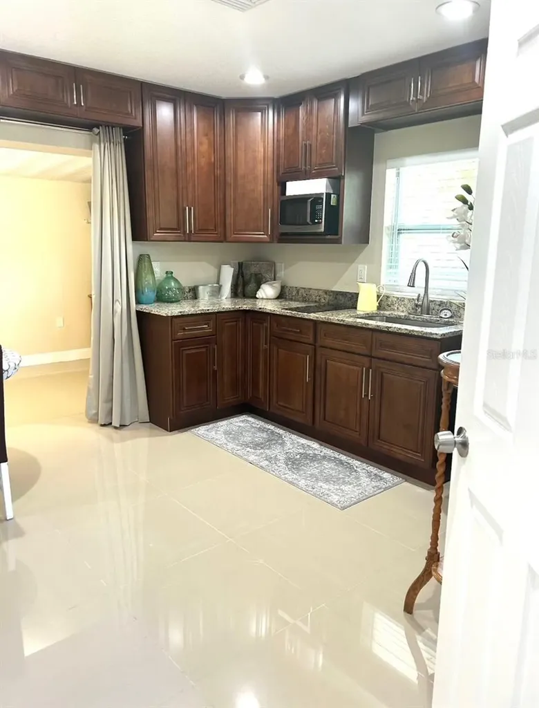 11350 Memorial Highway Tampa FL 33635