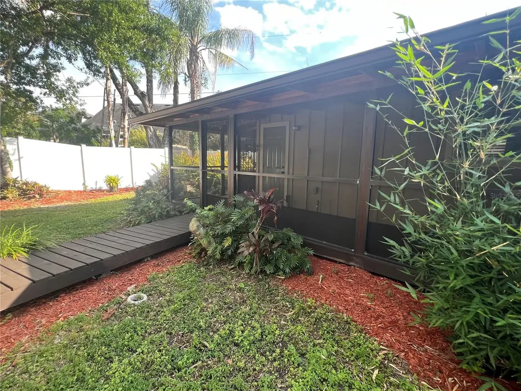 11350 Memorial Highway Tampa FL 33635