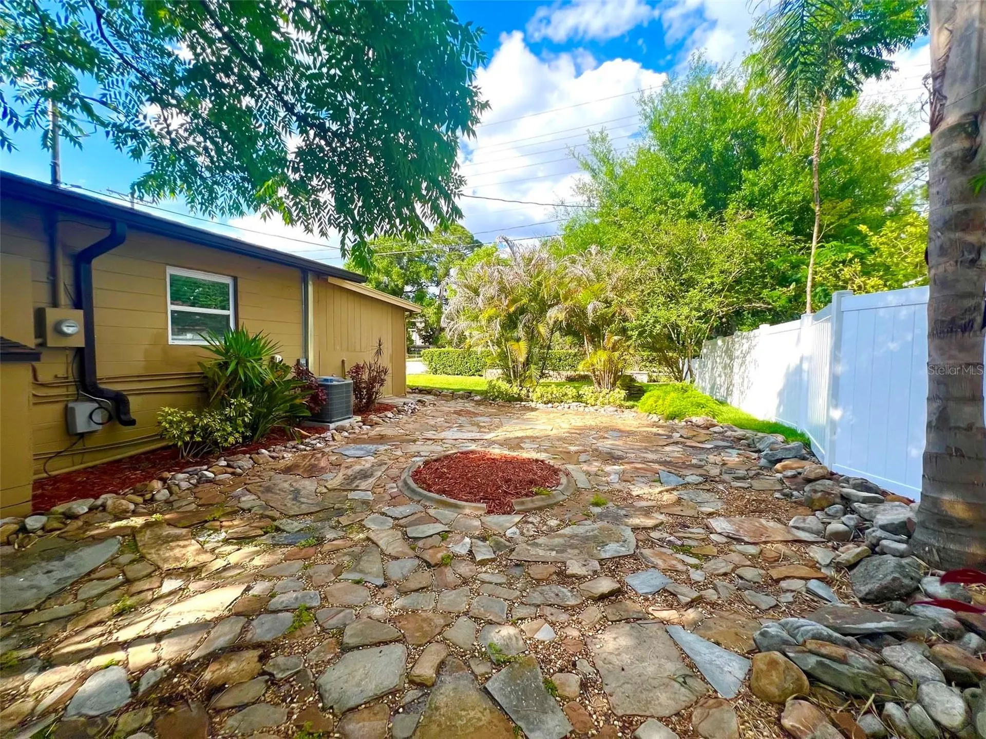 11350 Memorial Highway Tampa FL 33635