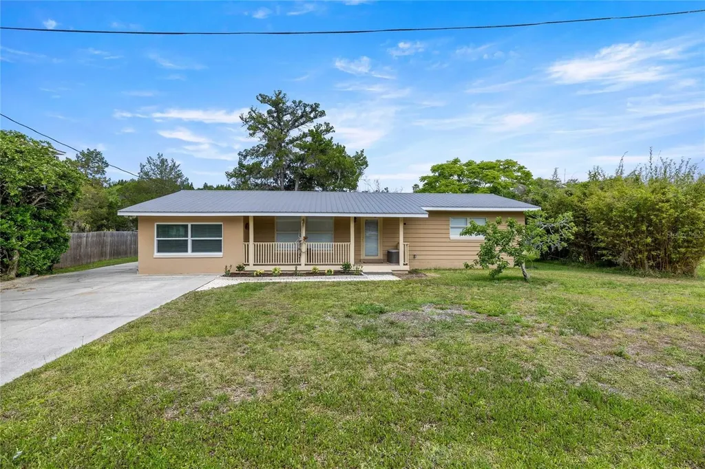 46 Magnolia Avenue Yankeetown FL 34498