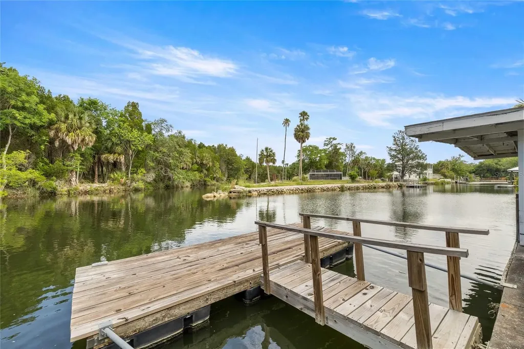 46 Magnolia Avenue Yankeetown FL 34498