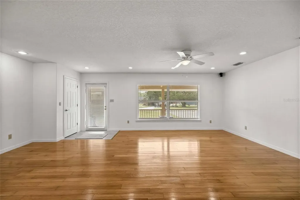 46 Magnolia Avenue Yankeetown FL 34498