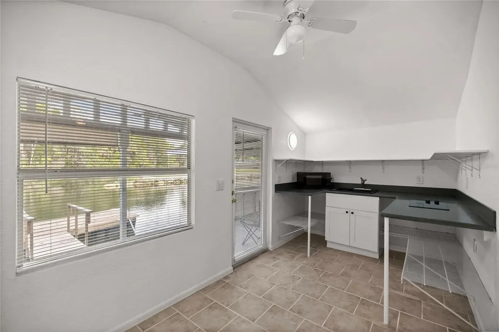 46 Magnolia Avenue Yankeetown FL 34498