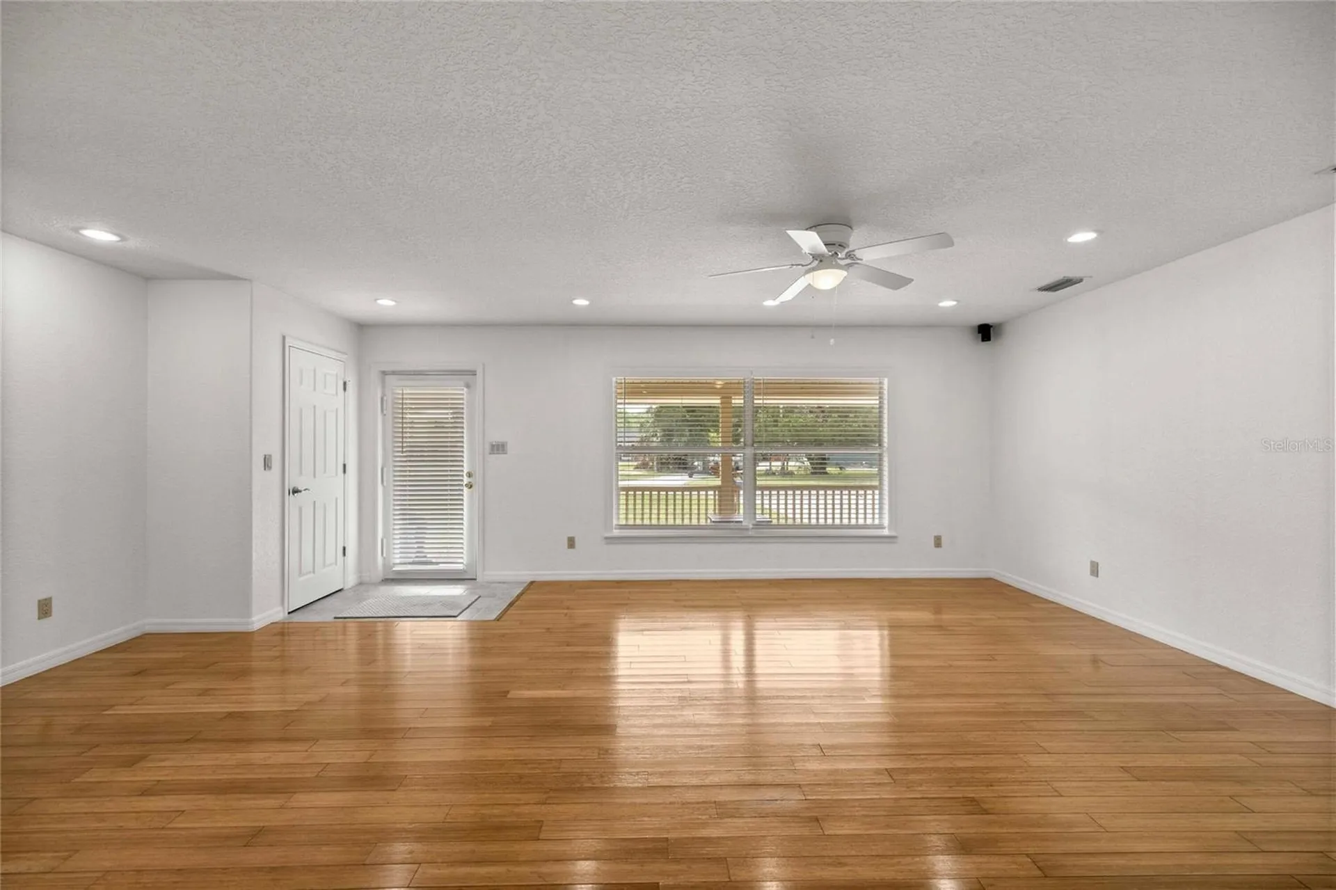 46 Magnolia Avenue Yankeetown FL 34498