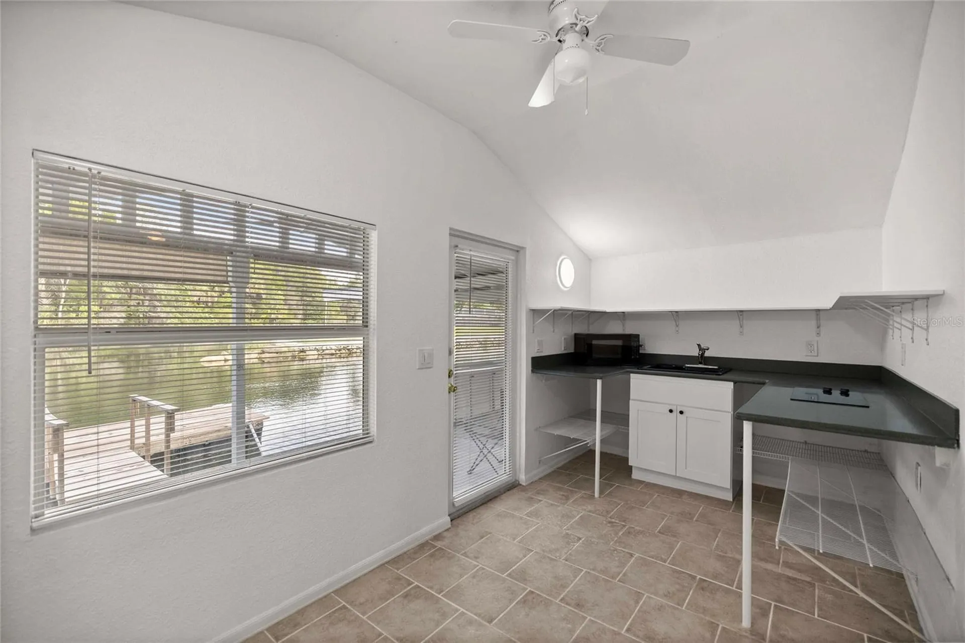 46 Magnolia Avenue Yankeetown FL 34498