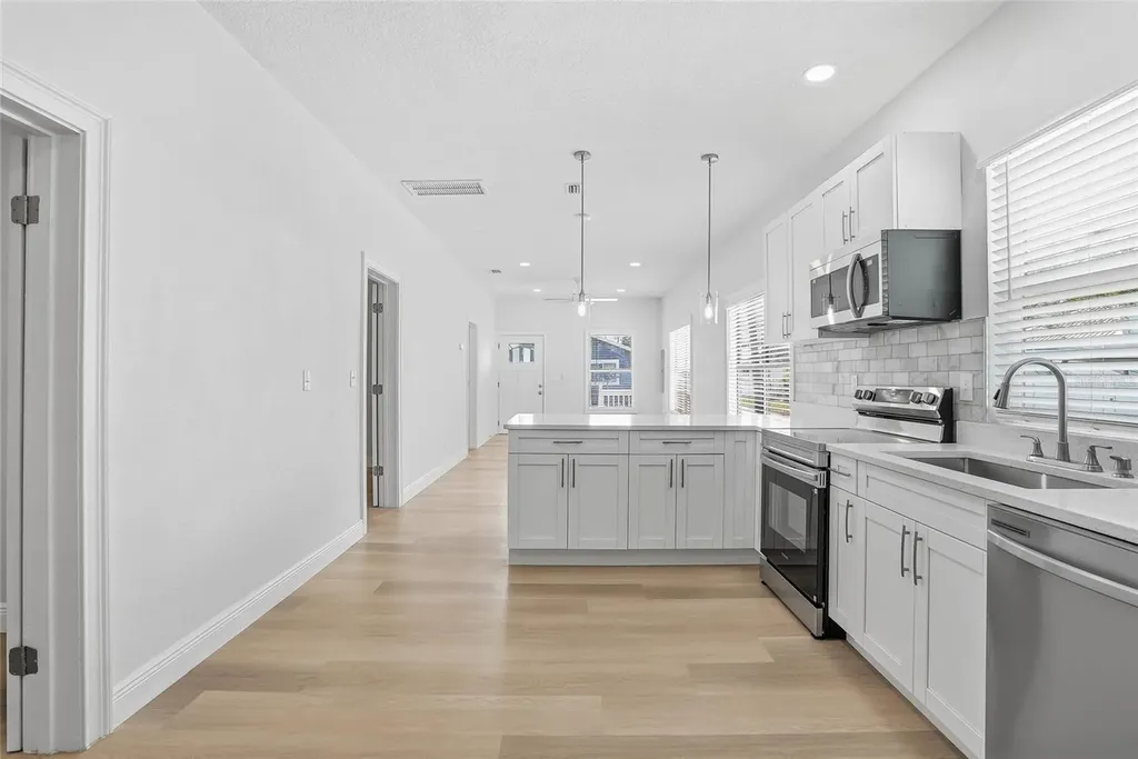 2902 Sanchez Street Tampa FL 33605