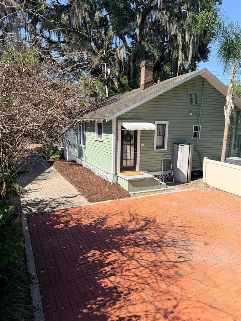 1004 Palmer Street Orlando FL 32801