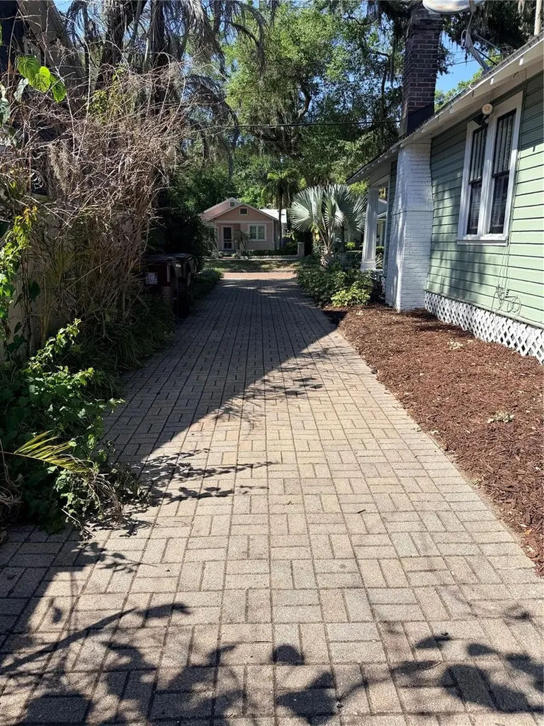 1004 Palmer Street Orlando FL 32801
