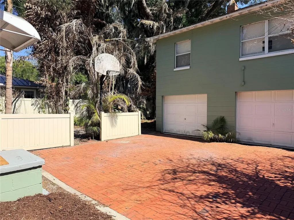 1004 Palmer Street Orlando FL 32801