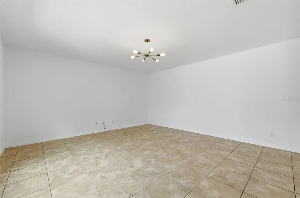 652 Samuel Place Davenport FL 33837
