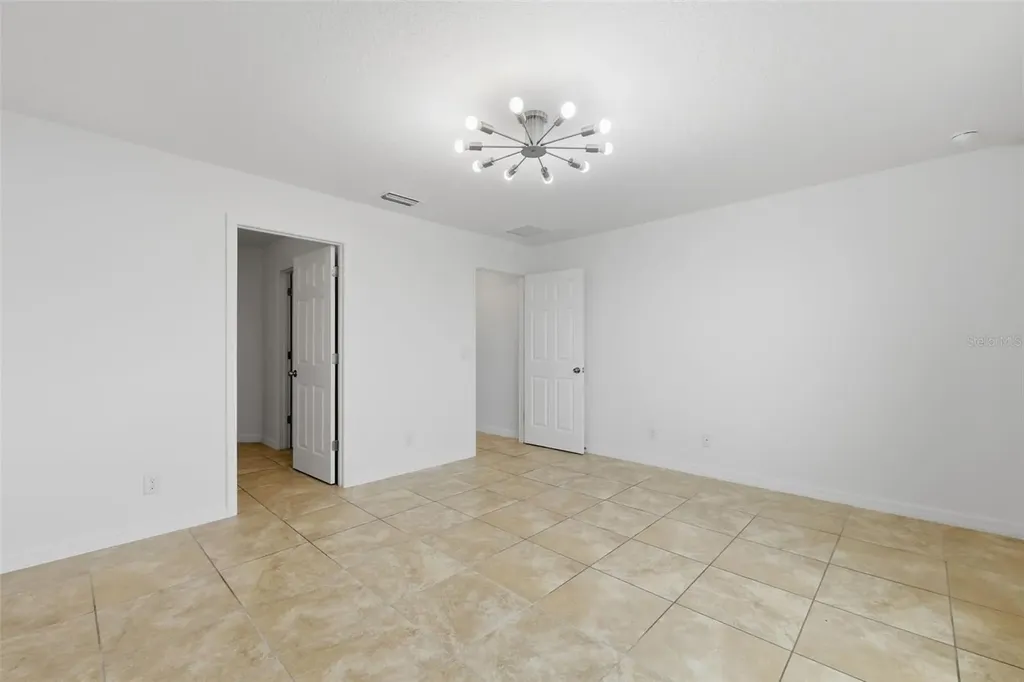 652 Samuel Place Davenport FL 33837