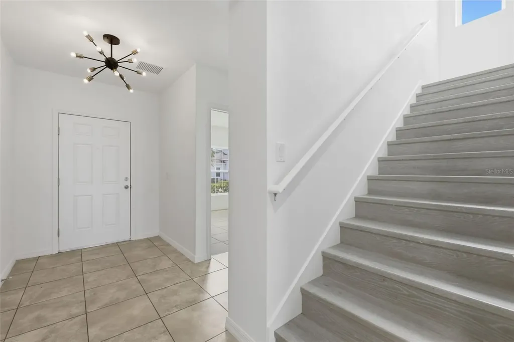 652 Samuel Place Davenport FL 33837