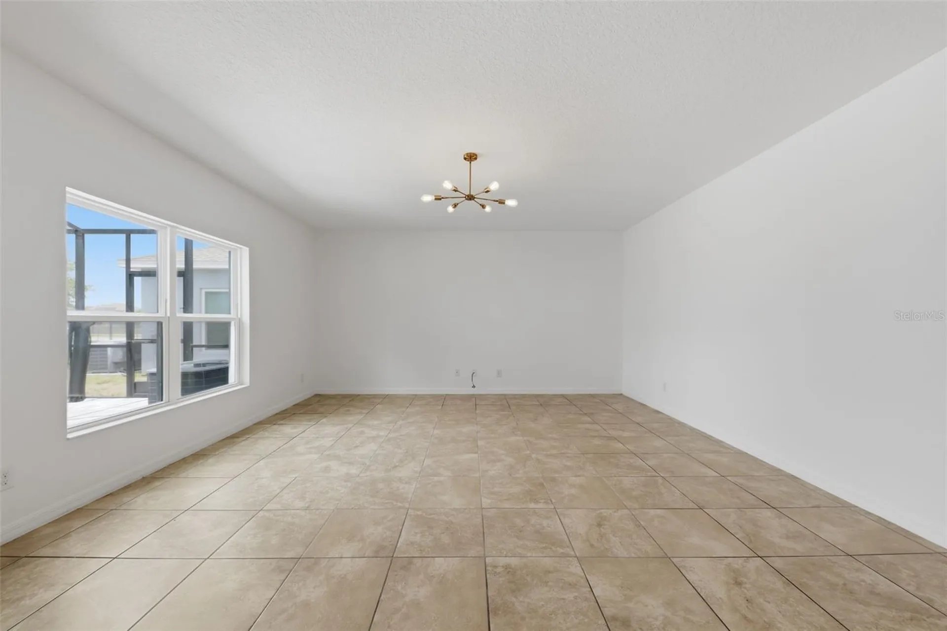 652 Samuel Place Davenport FL 33837