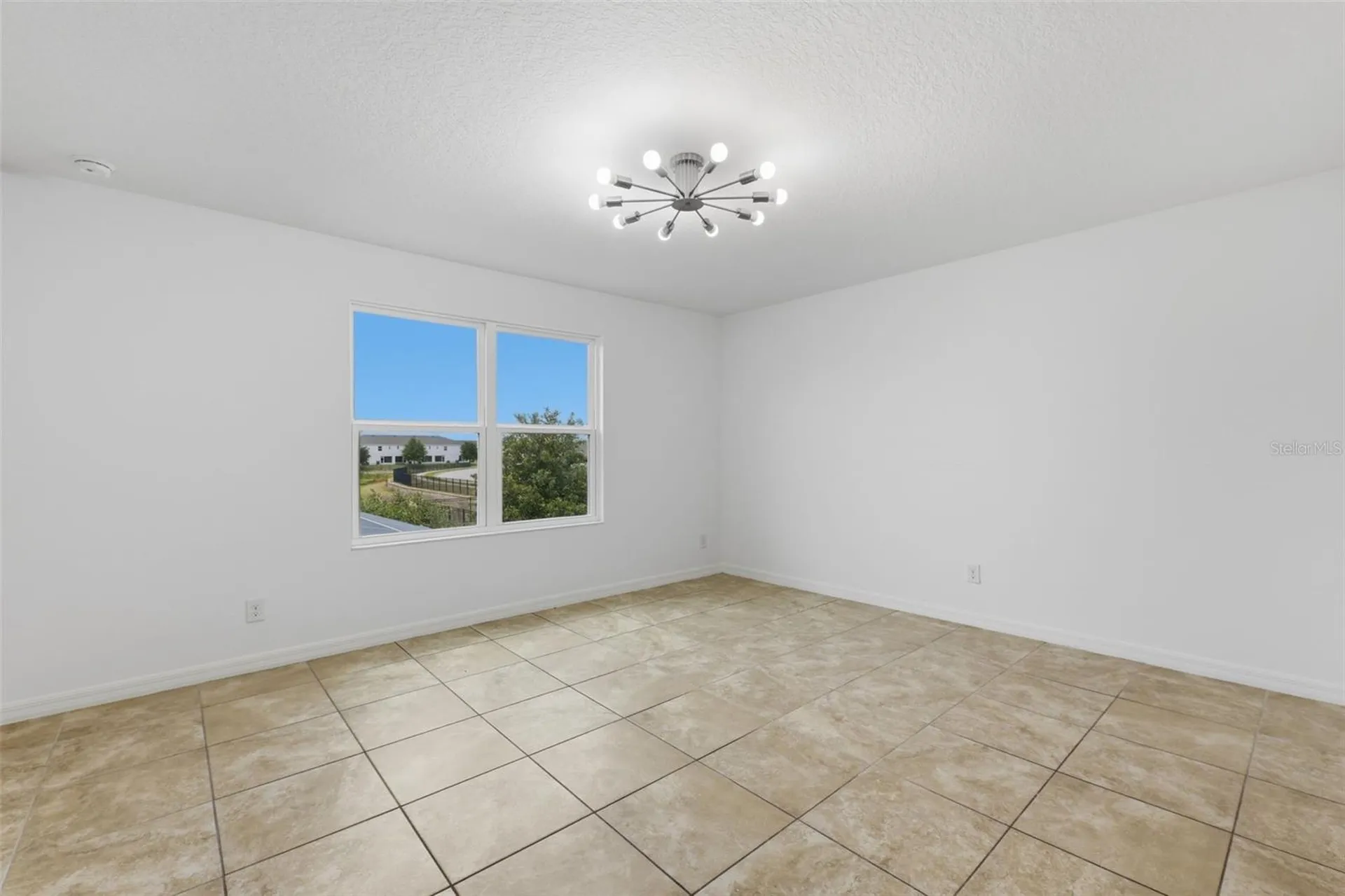 652 Samuel Place Davenport FL 33837