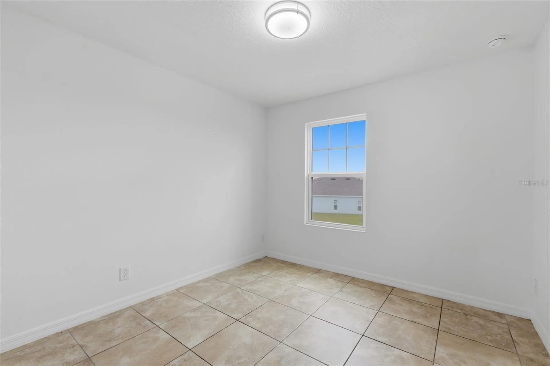 652 Samuel Place Davenport FL 33837