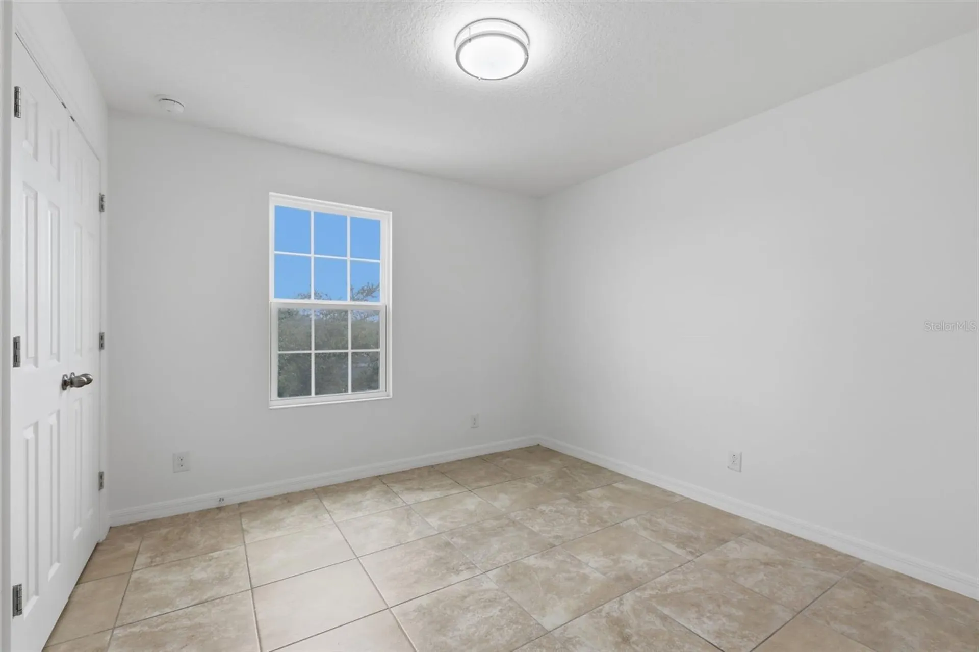 652 Samuel Place Davenport FL 33837