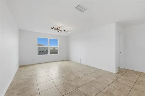652 Samuel Place Davenport FL 33837