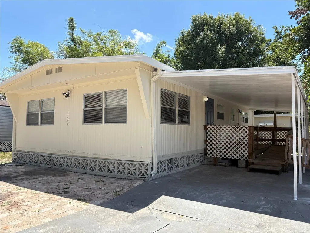 3608 16th Street W Bradenton FL 34205