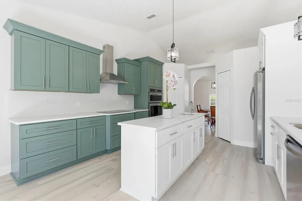 18063 Parrot Road Weeki Wachee FL 34614
