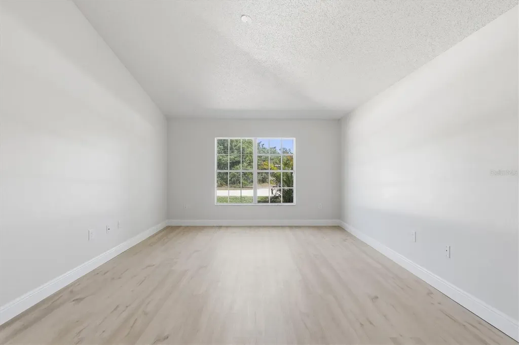 18063 Parrot Road Weeki Wachee FL 34614