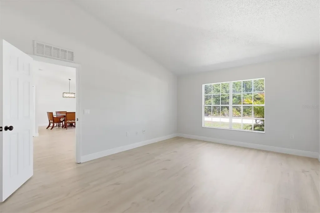 18063 Parrot Road Weeki Wachee FL 34614