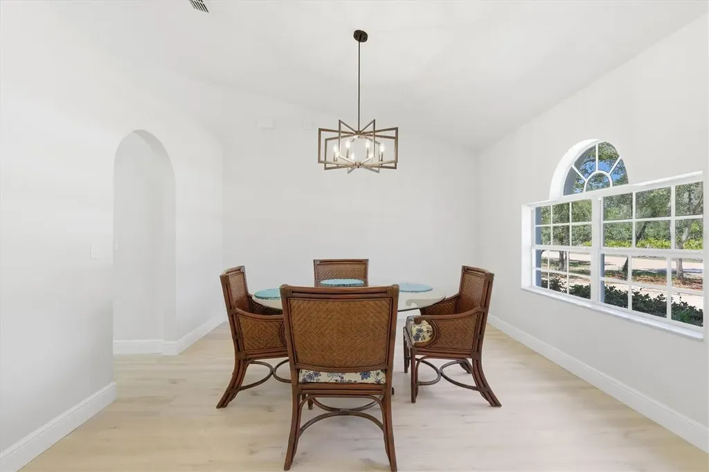 18063 Parrot Road Weeki Wachee FL 34614