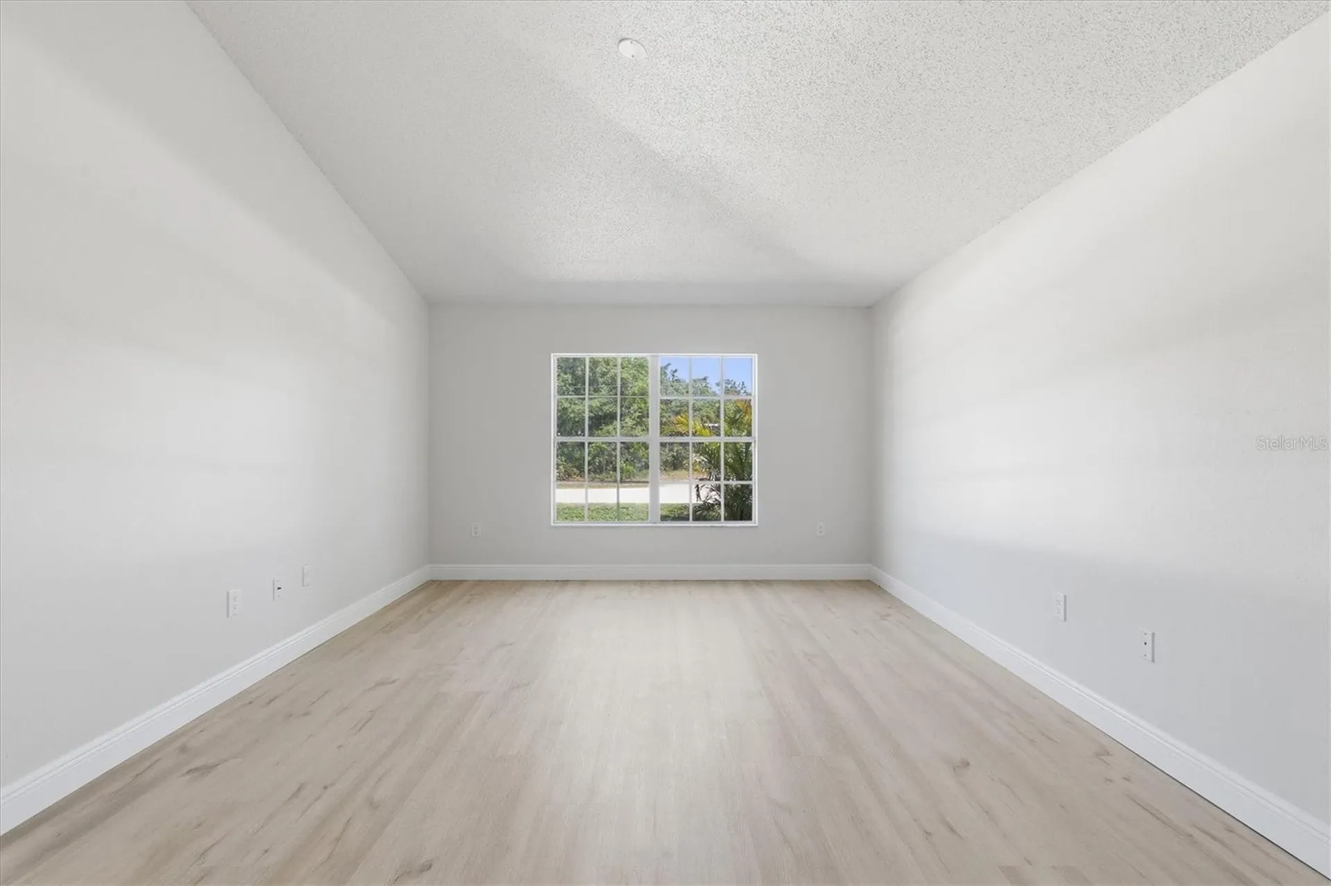 18063 Parrot Road Weeki Wachee FL 34614