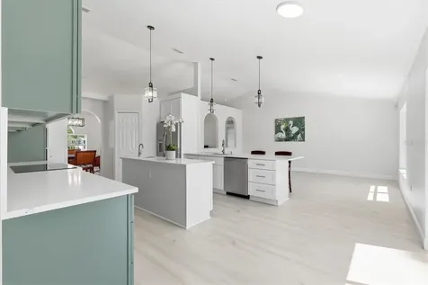 18063 Parrot Road Weeki Wachee FL 34614