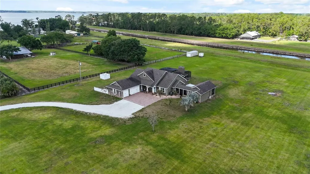 4901 Manor House Lane St Cloud FL 34772