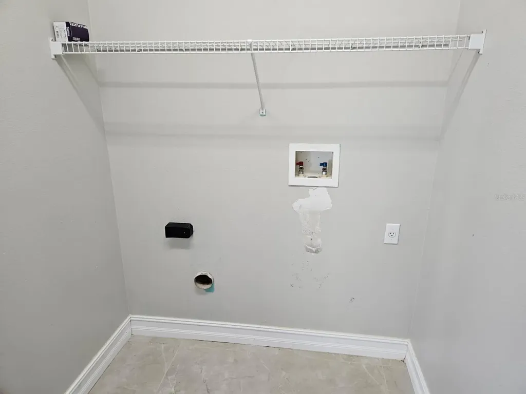 647 Carey Way Orlando FL 32825