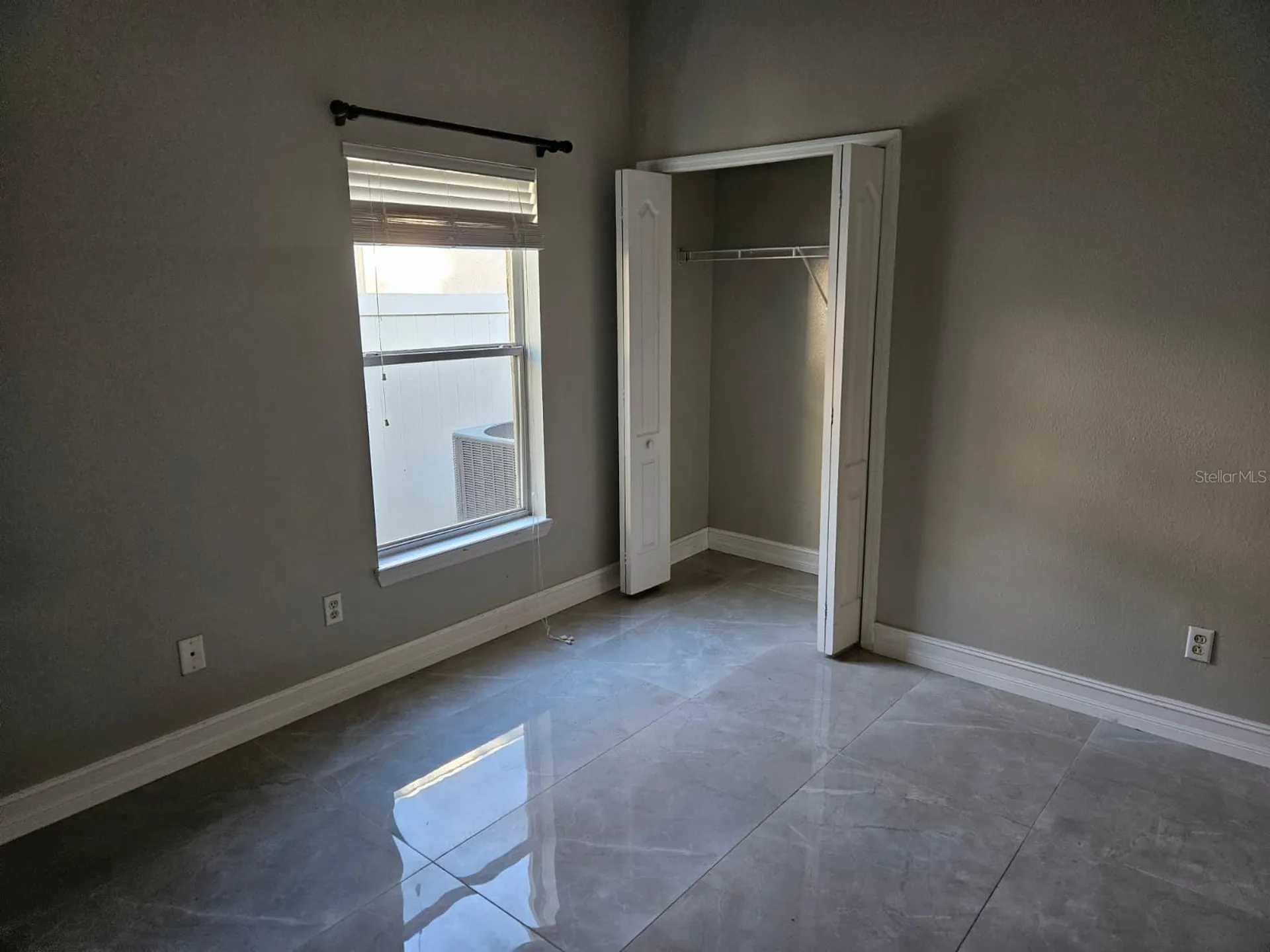 647 Carey Way Orlando FL 32825
