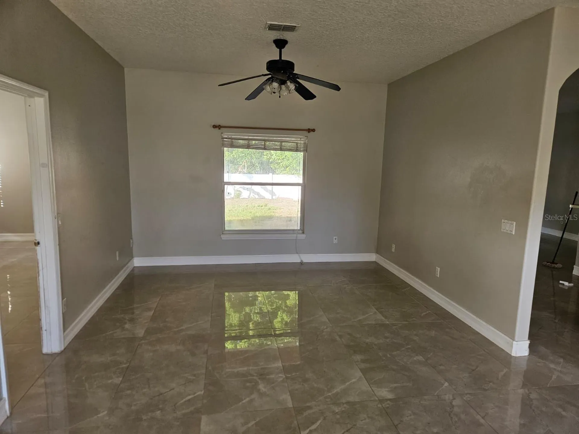 647 Carey Way Orlando FL 32825