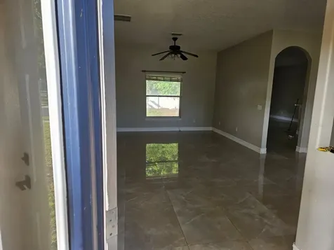 647 Carey Way Orlando FL 32825