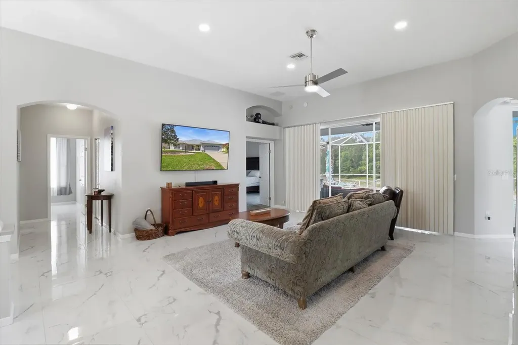 434 W Crestmont Court Beverly Hills FL 34465