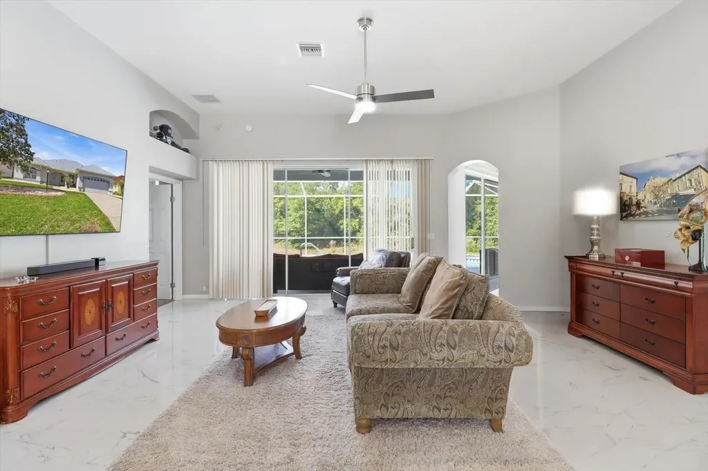 434 W Crestmont Court Beverly Hills FL 34465