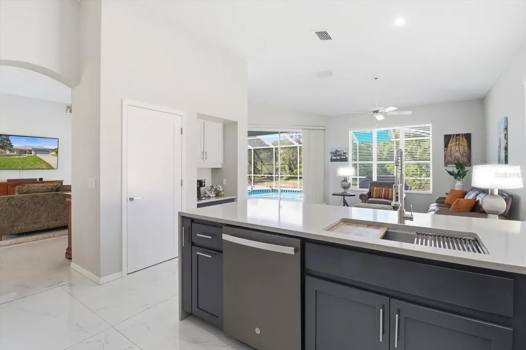 434 W Crestmont Court Beverly Hills FL 34465