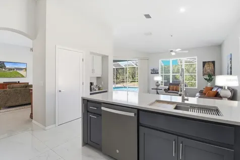 434 W Crestmont Court Beverly Hills FL 34465