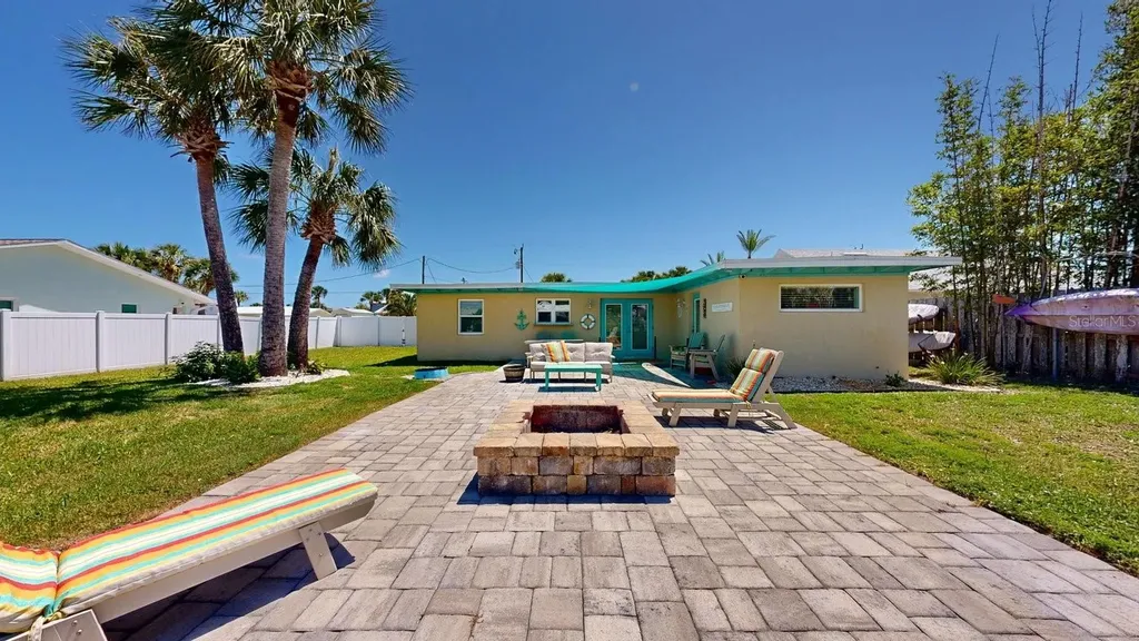 119 N Palmetto Avenue Flagler Beach FL 32136