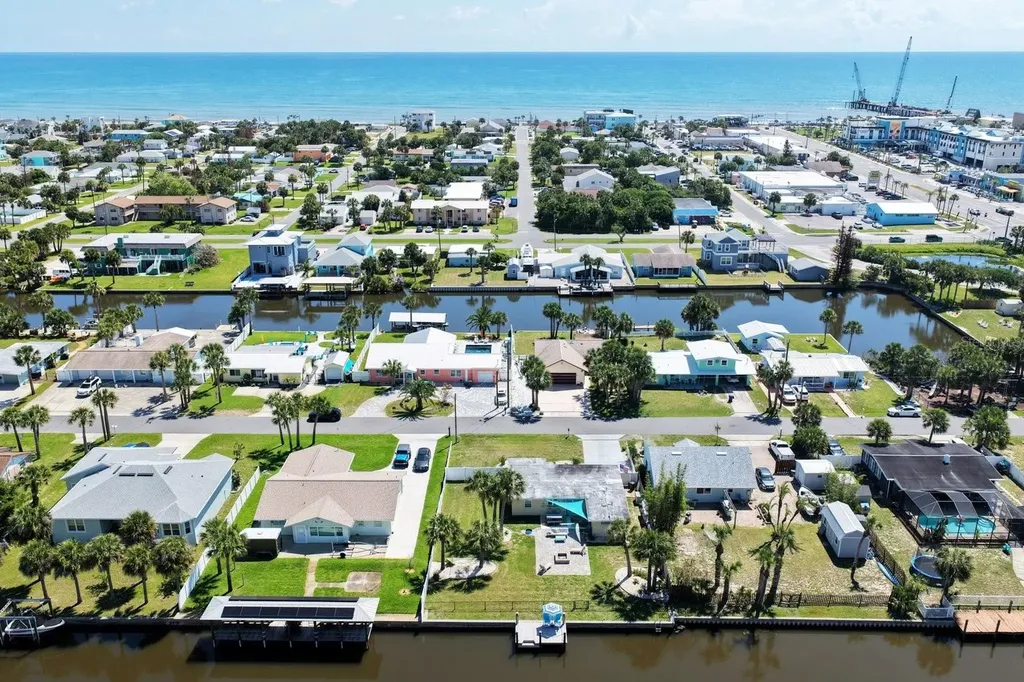 119 N Palmetto Avenue Flagler Beach FL 32136
